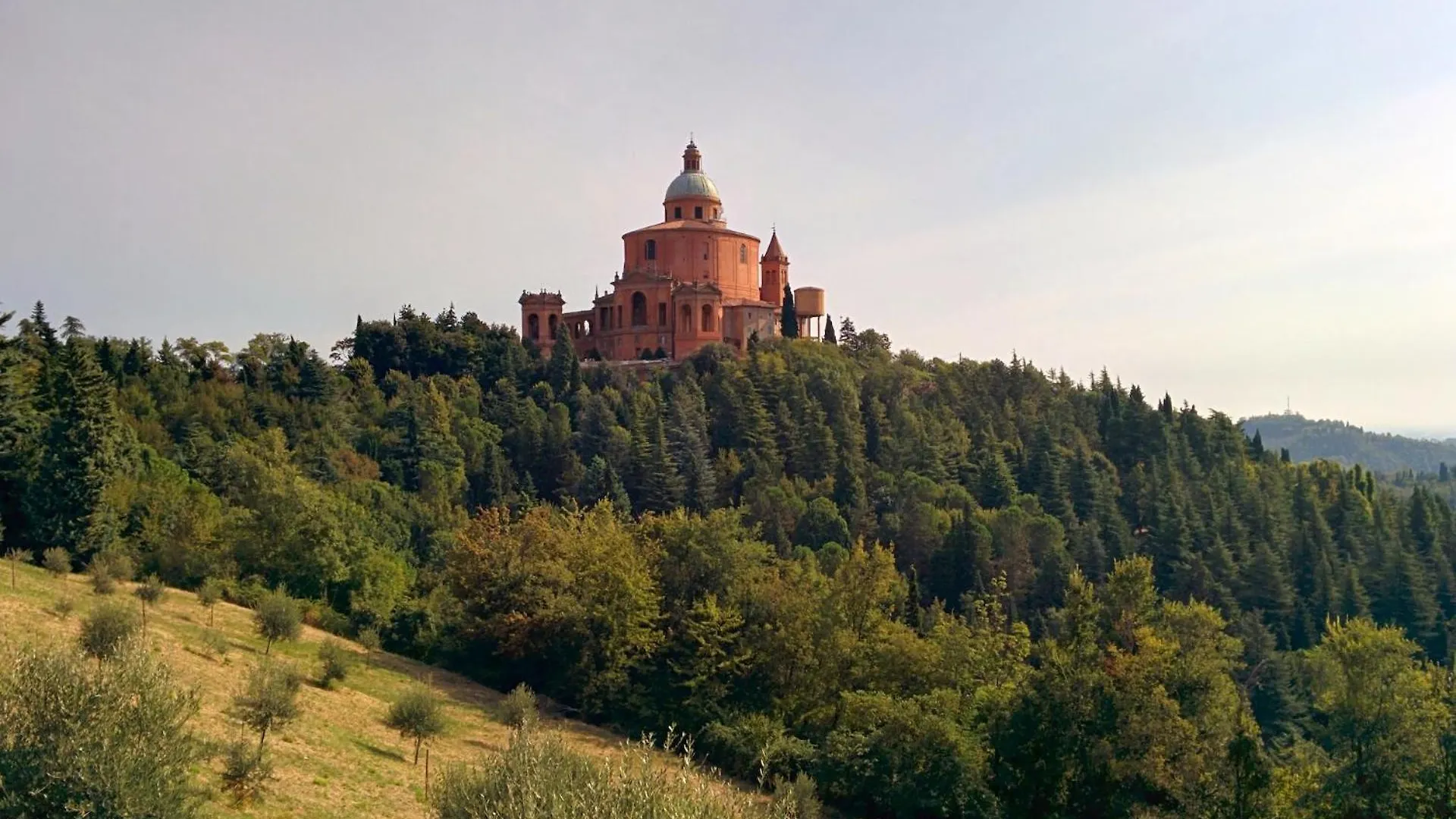 Casavacanzetoffee Gold Bologna Italy